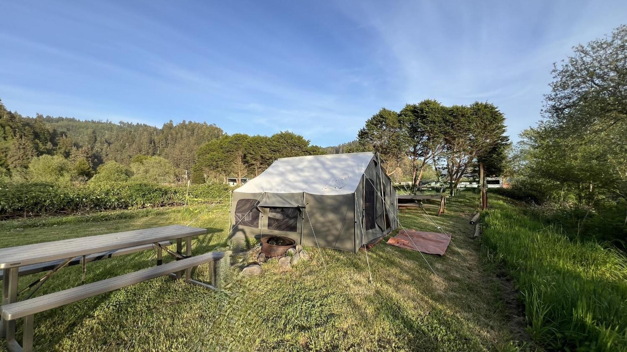 Glamping Tent On The River 克拉马斯 外观 照片
